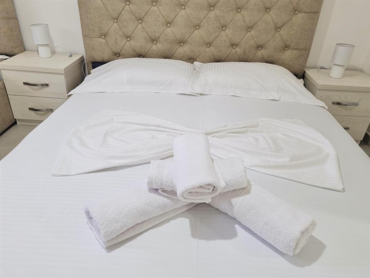 My Holiday House Hotel Драч Екстериор снимка