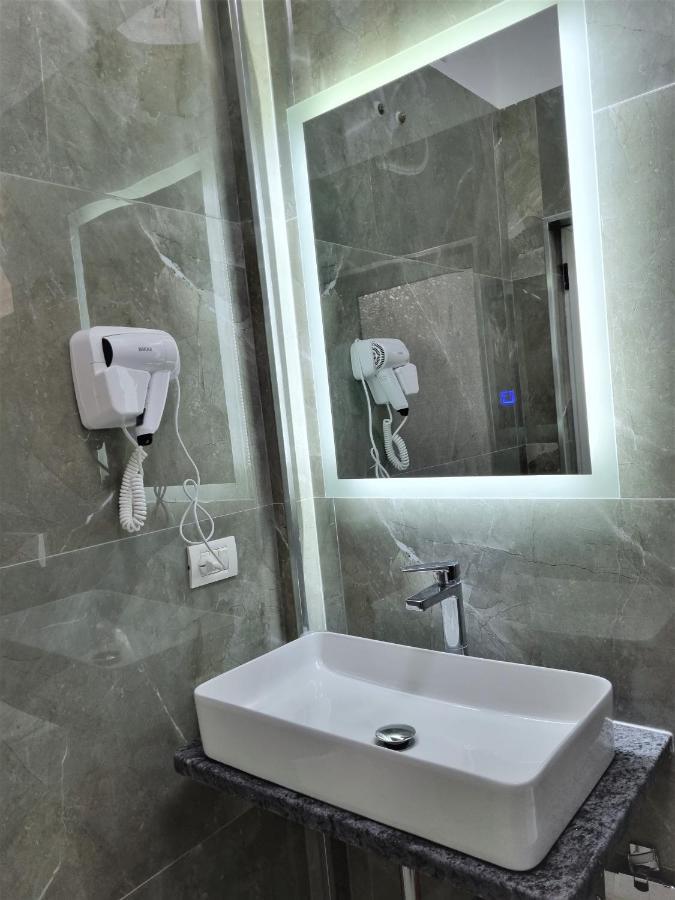 My Holiday House Hotel Драч Екстериор снимка